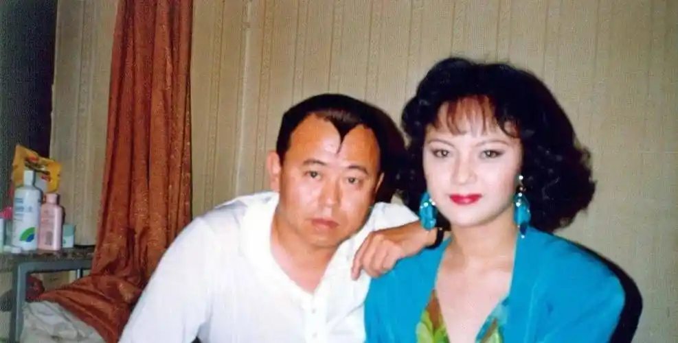 原创潘长江曾被断言活不过25岁因个子矮被嘲成名后却想抛妻弃子