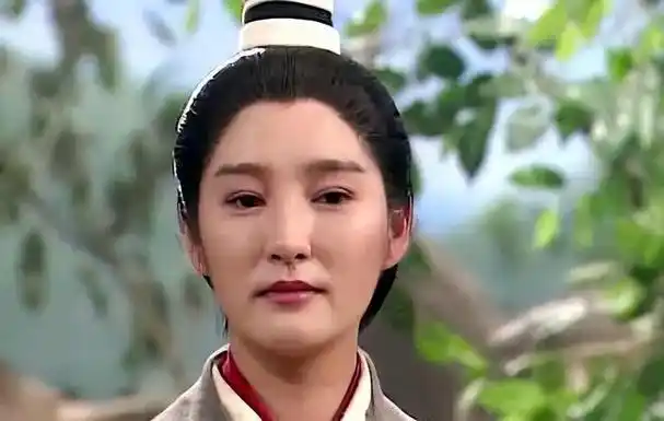 许多人可能无法一眼认出,这位女演员竟是曾诠释"李莫愁"的雪梨.