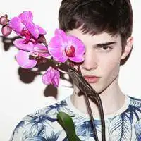 8k超高清头像男神_微信头像图片大全