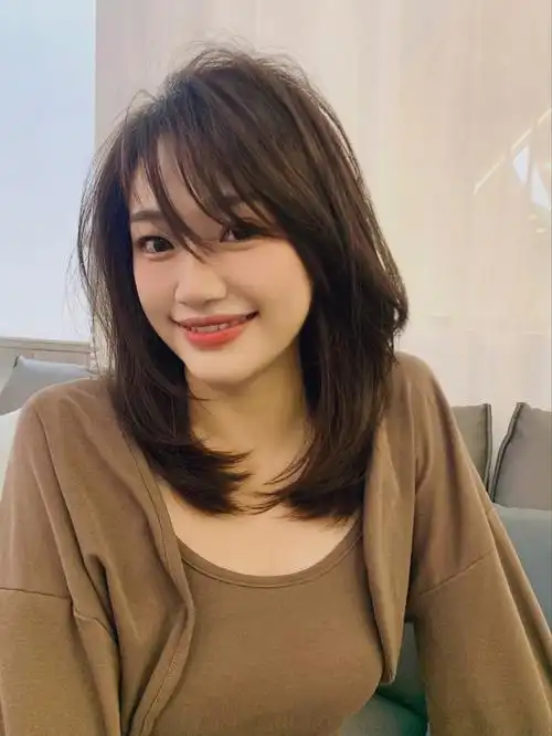 2021最火修脸锁骨中发