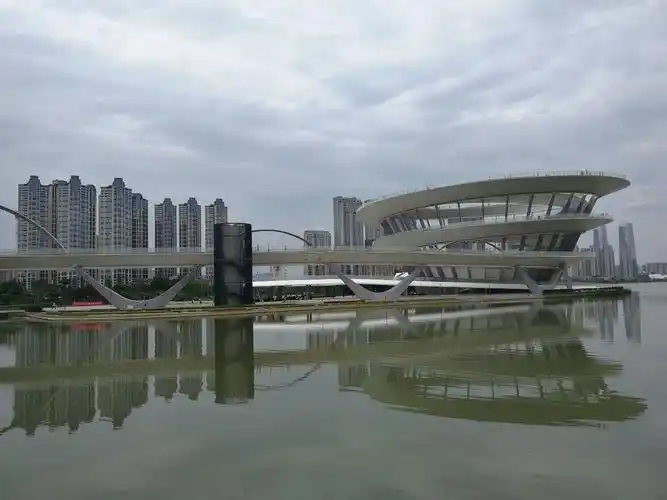 湖南省长沙市岳麓区环湖路靠近梅溪湖公园-梅溪湖城市岛天气预报