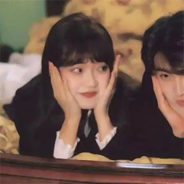 港风复古情侣头像一男一女