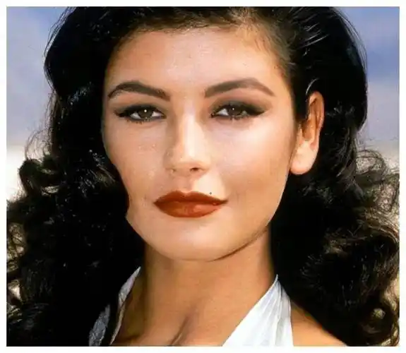 原创泽塔琼斯传奇之路世界最美女人内外兼修