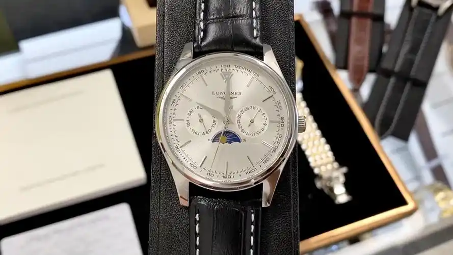 浪琴日月星辰男士机械手表