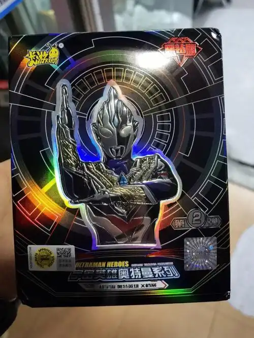 奥特曼黑钻第二弹开拆