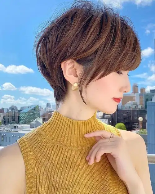 女人30岁别烫羊毛卷,太老气,有这10几款就够了|发型|羊毛|短发_新浪