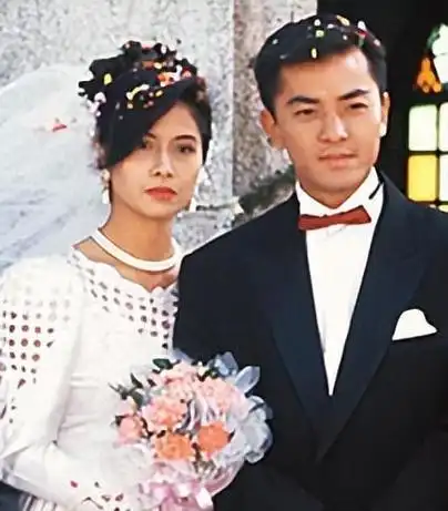 看看郑伊健与妻子丁克的爱情故事!