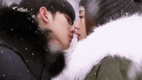 我开始审查《请回答1988》并完成续集《来自