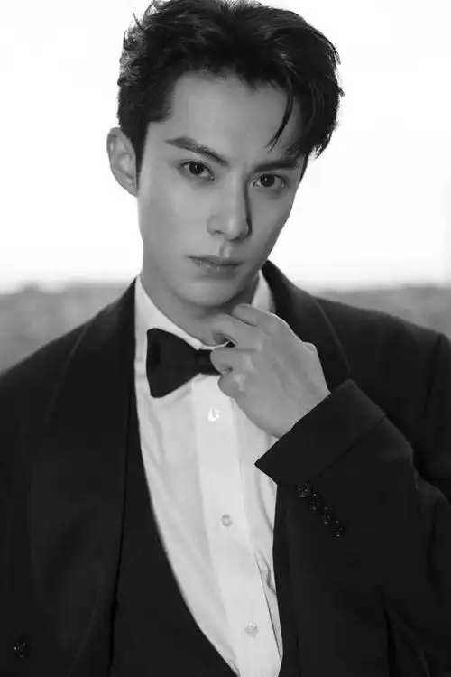 王鹤棣#王鹤棣是当下娱乐圈新晋小鲜肉男神无疑,经过火爆的古装偶像