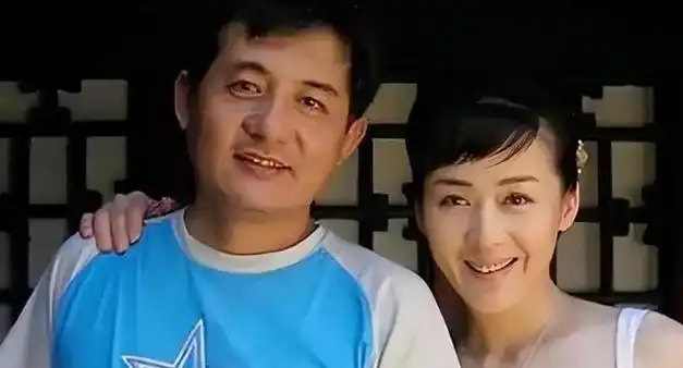 被前夫一巴掌扇到离婚,二嫁世界冠军幸福甜|爱情|王小列|李大双|李琳