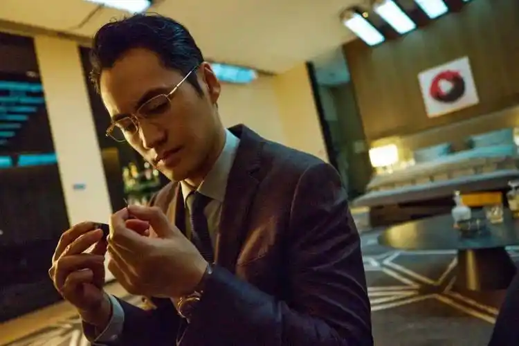 抢票免费看电影《热搜》_袁弘_周冬雨_陈妙