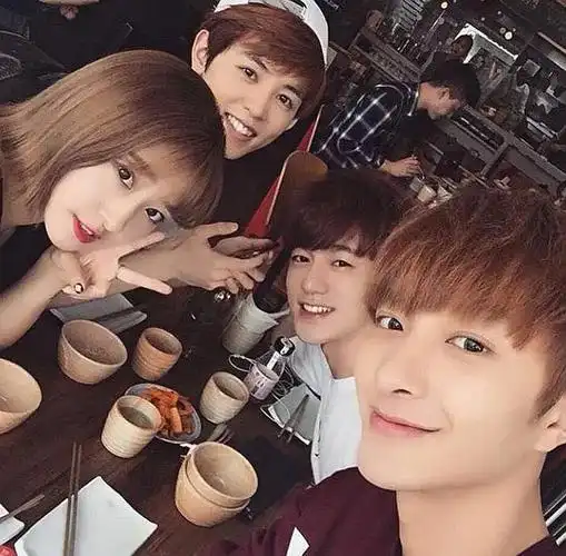 邵夏跟蔡徐坤没关系,本人澄清过很多次了,希望不要有被营销号搬,几乎