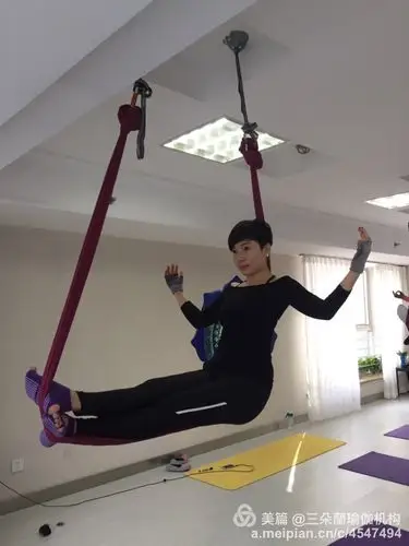 小龙女式,最美的空中瑜伽体式