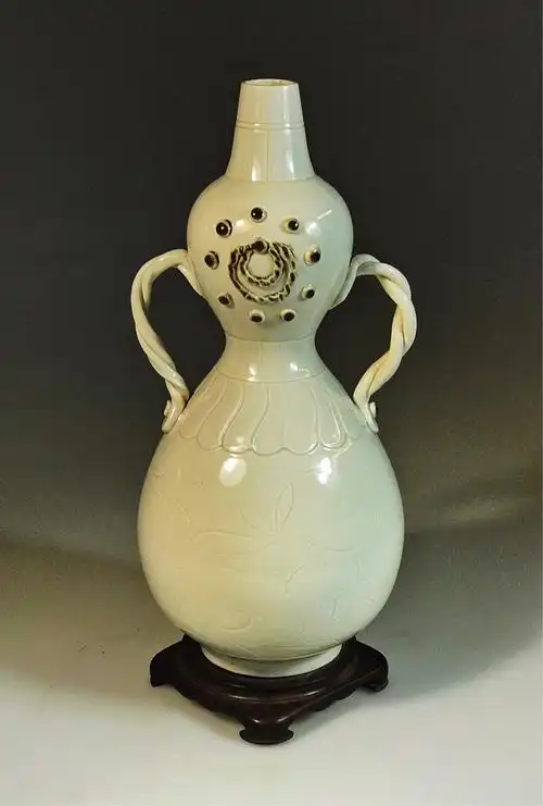 【古歌(艺术)博物馆】大桌山房藏宋代定窑瓷器