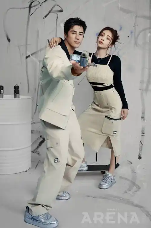 姜潮麦迪娜拍七夕酷玩大片 夫妻俩大方秀恩爱好甜