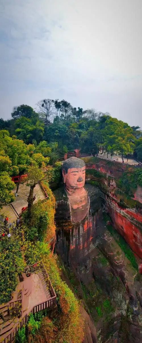 2020航拍乐山大佛