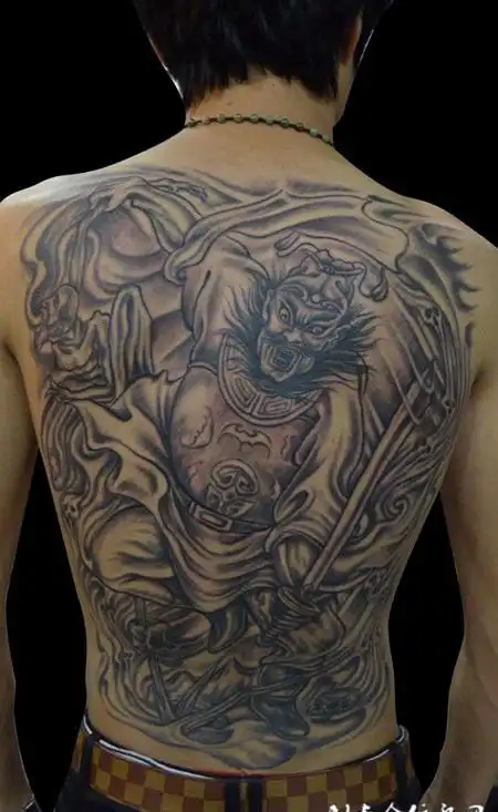 满背钟馗纹身