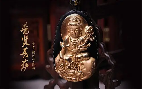 属龙本命佛有什么特点