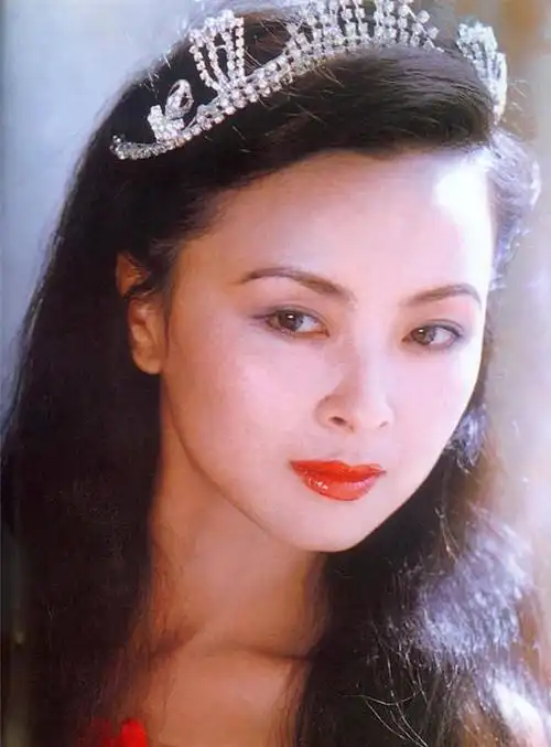 90年的林芳兵和92年的周洁哪个更像盛唐美人杨贵妃