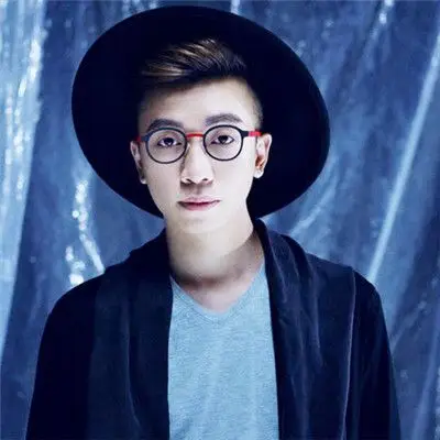 【图】你闹够了没有歌词公开 其作曲者自曝用生锈吉他创作