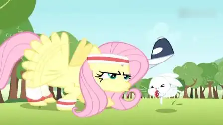 小马宝莉:柔柔被取笑,她的内心很脆弱逃回了家,留下云宝在发呆