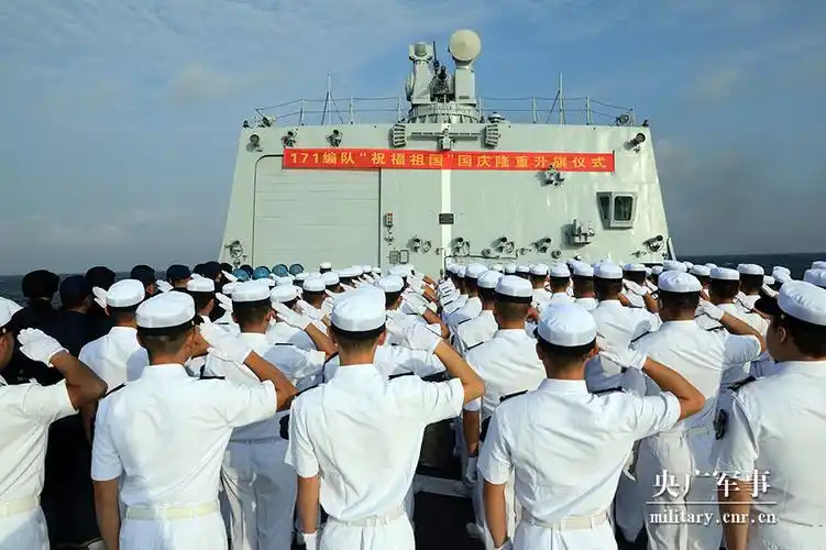 海军某驱逐舰支队海口舰:给人才插上腾飞翅膀