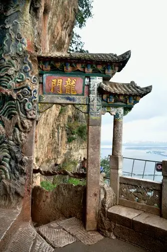 云南昆明龙门景区