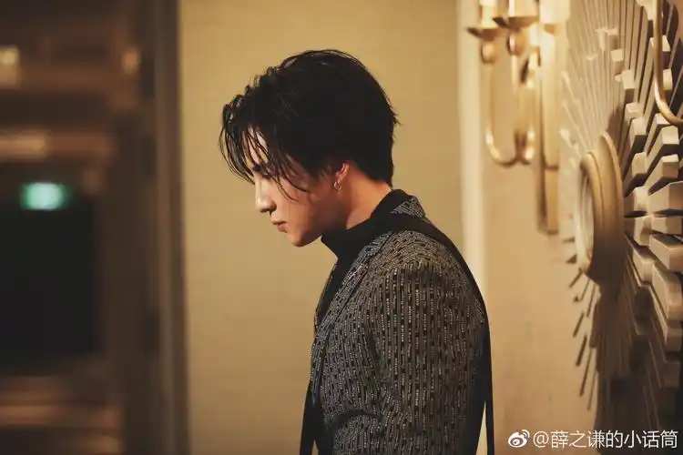 歌手薛之谦#即便情敌无数,我只钟情于你.【图源水印】