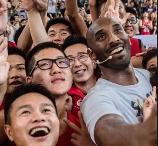 60e在哭科比对中国球迷太特别他是人生烙印