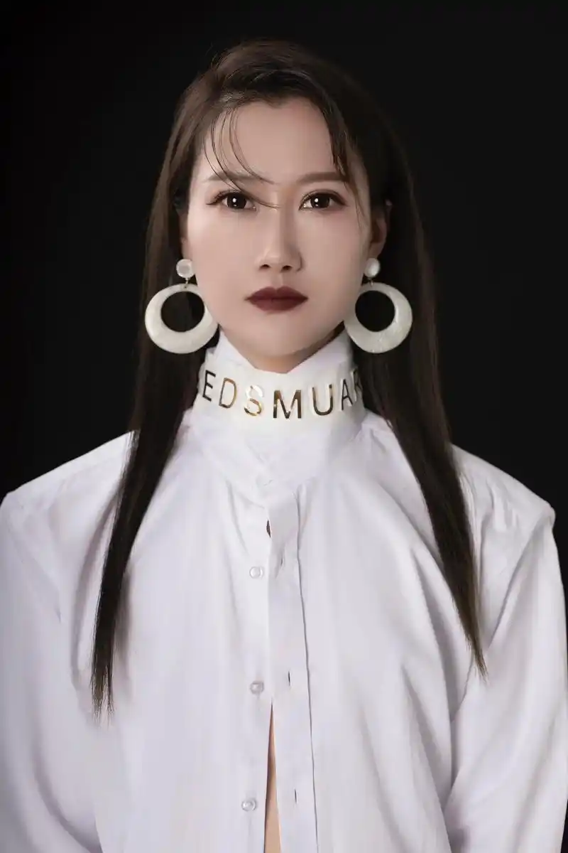 高级感 #肖像写真 #时尚拍摄  - 抖音