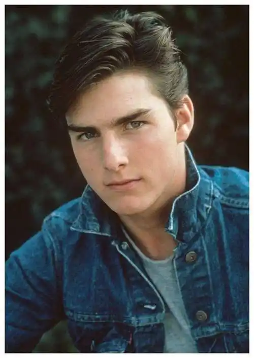 7米,自6岁后未见父亲._凯蒂·霍尔姆斯_苏瑞_母亲