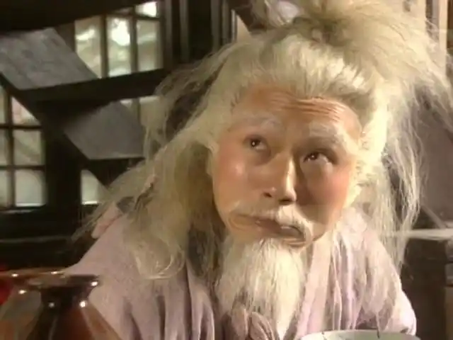 可爱的老顽童爷爷