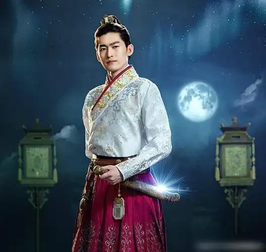 剧中张翰饰演的夏浔原本是明朝时期一个普通的平民,后意外与锦衣卫手