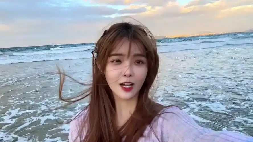 朱容君-兔子牙_朱容君-兔子牙个人资料_朱容君-兔子牙