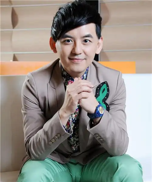 黄子佼代言费多少钱