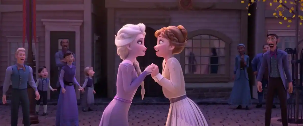 你认为《冰雪奇缘》中的安娜和艾莎谁更适合做女王?为什么?