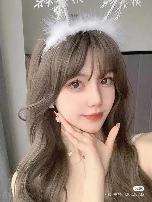 什么颜色头发好看,皮肤白染什么颜色头发好看(不染后悔的6款神仙发色)