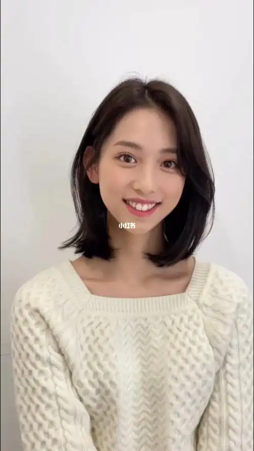 适合圆脸方脸的妹子发型