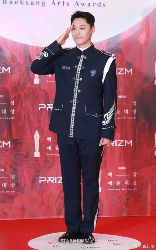 第60届百想艺术大赏##宋仲基宋慧乔将同框##宋仲基宋慧乔将出席百