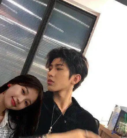 坤音虞乐cp真官方盖章虞书欣理想型是蔡徐坤择偶观曝光很匹配