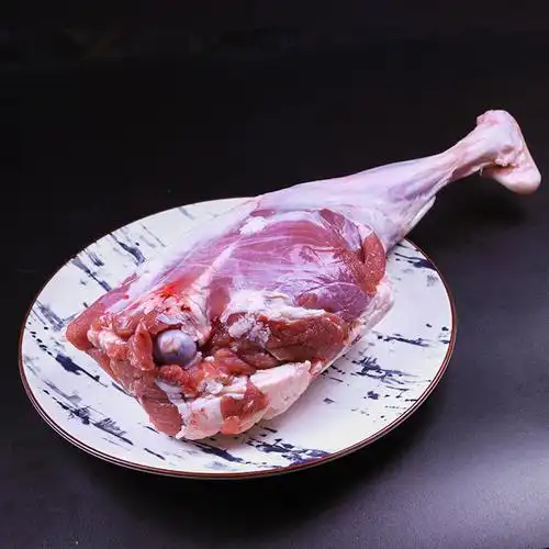 内蒙古新鲜羔羊后腿羊肉羊骨羊腿现杀生羊肉羊后腿肥羊肉3.5斤装