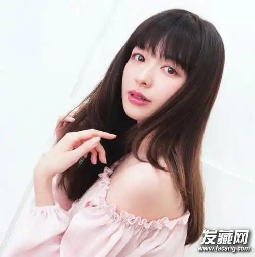 披头发怎么弄好看怎能不选一款好看的发型