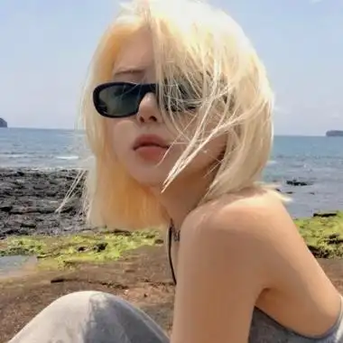 高清霸气超酷的2021很飒女生头像图片