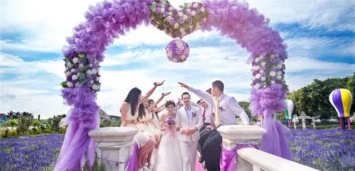 再婚婚礼现场主持人台词 二婚婚礼主持词范文