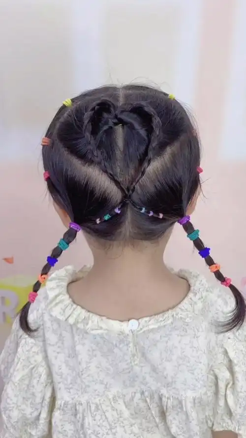 儿童爱心发型编发教程