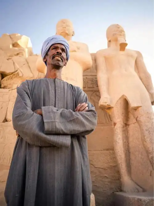 adam weist是一名来自洛杉矶的旅行冒险家,同时他也是一位肖像摄影师