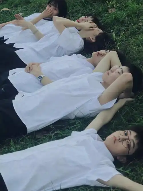 jk制服裙套装情侣装学院风学生毕业班服定制夏季校服短袖衬衫 - 17网