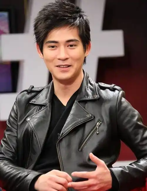 原创周渝民因流星花园而成名他与妻子喻虹渊低调地幸福着