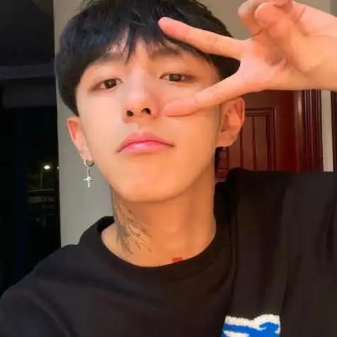 干净的温柔小众风帅哥头像帅气冷酷男生图片