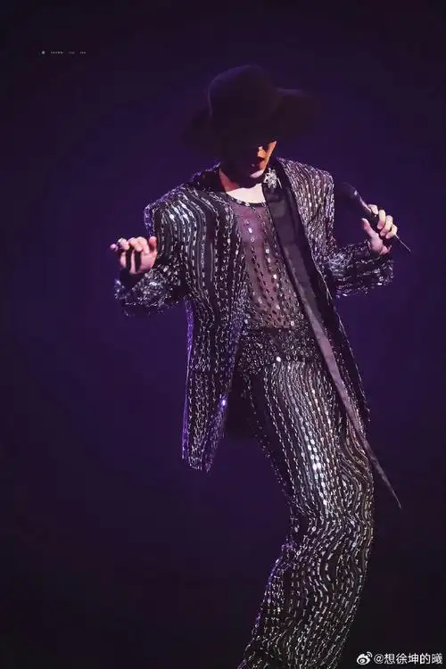 蔡徐坤双舞台首唱##蔡徐坤